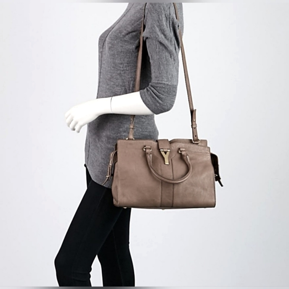Saint Laurent Leather Shoulder Bag or Crossbody Bag